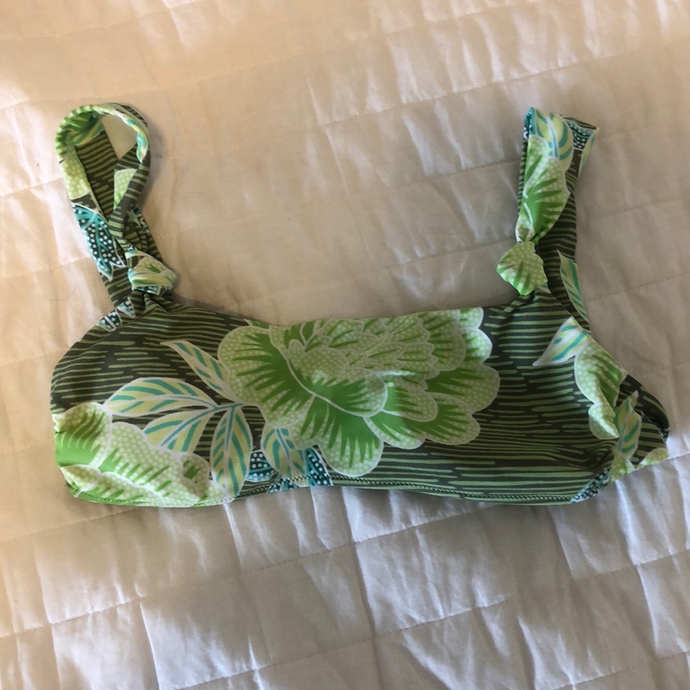 Bikini top
